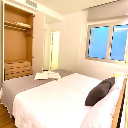 Magnificent Double Bedroom Apartment At Santa Cruz Siviglia Esterno foto