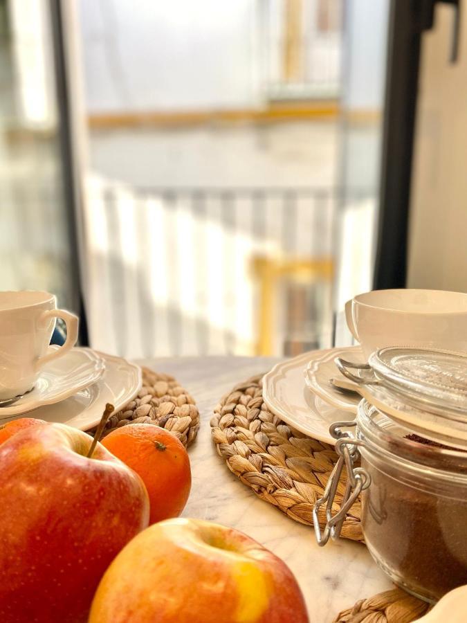 Magnificent Double Bedroom Apartment At Santa Cruz Siviglia Esterno foto