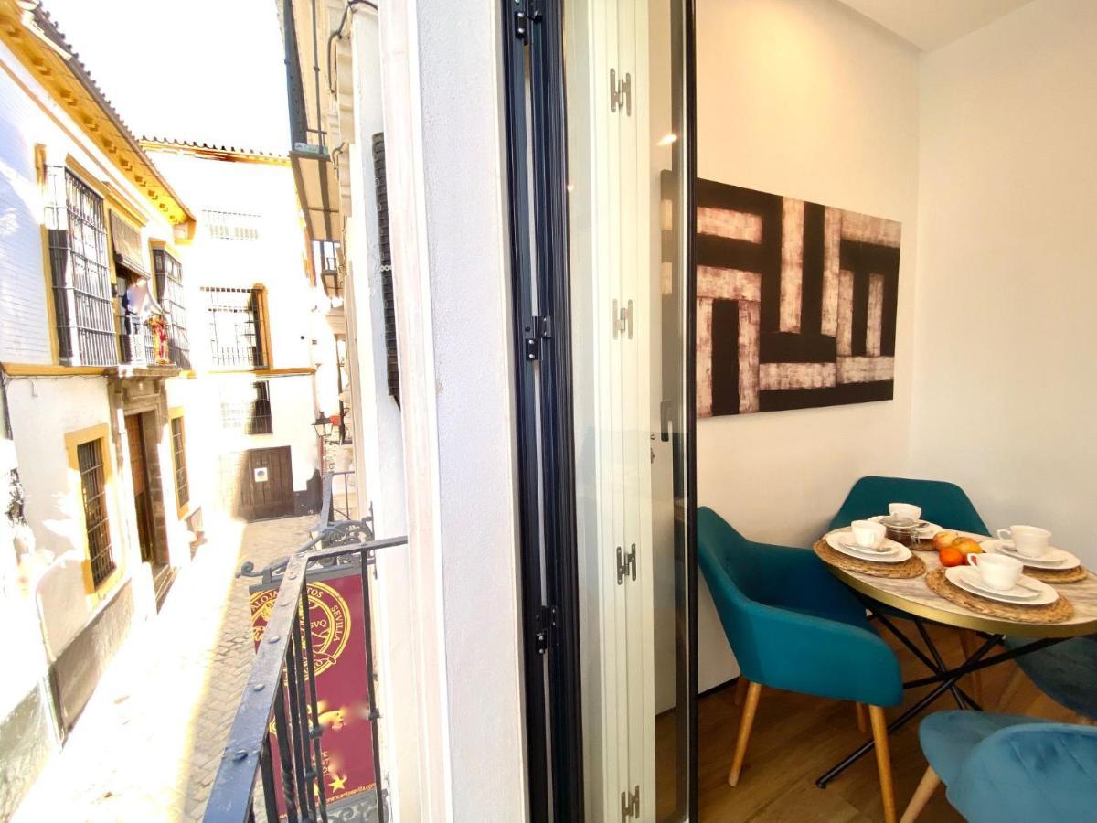 Magnificent Double Bedroom Apartment At Santa Cruz Siviglia Esterno foto