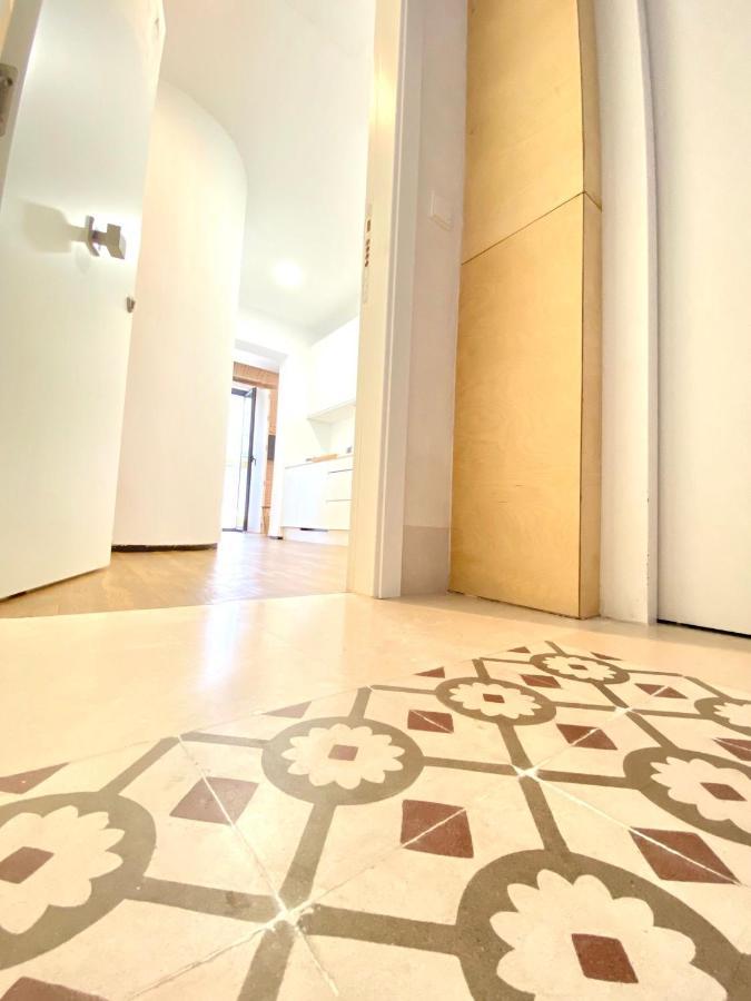 Magnificent Double Bedroom Apartment At Santa Cruz Siviglia Esterno foto