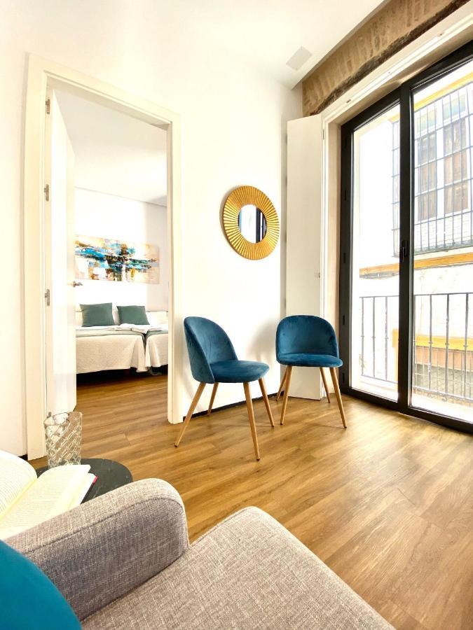Magnificent Double Bedroom Apartment At Santa Cruz Siviglia Esterno foto