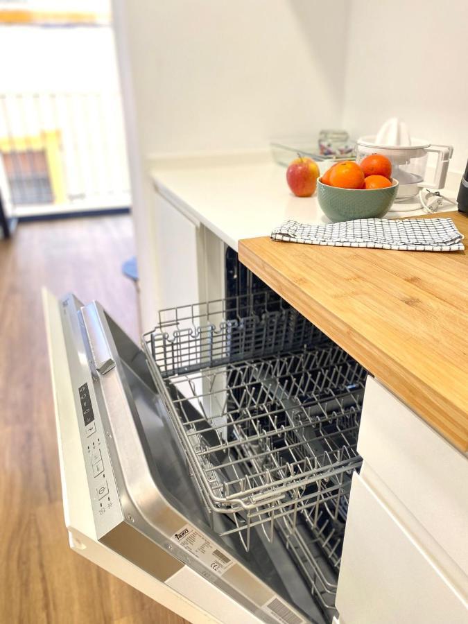 Magnificent Double Bedroom Apartment At Santa Cruz Siviglia Esterno foto